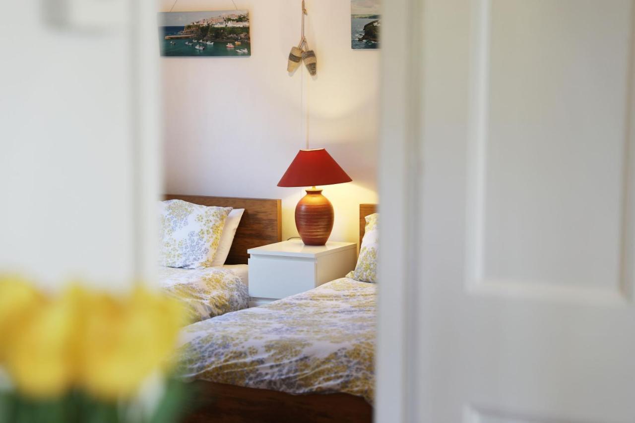 Tamarisk, Port Isaac Bay Holidays Экстерьер фото