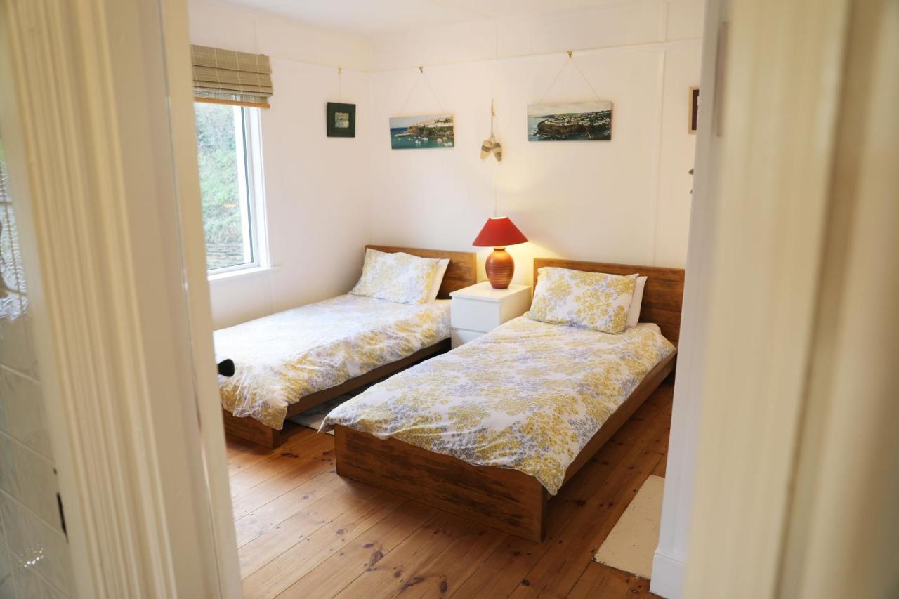 Tamarisk, Port Isaac Bay Holidays Экстерьер фото